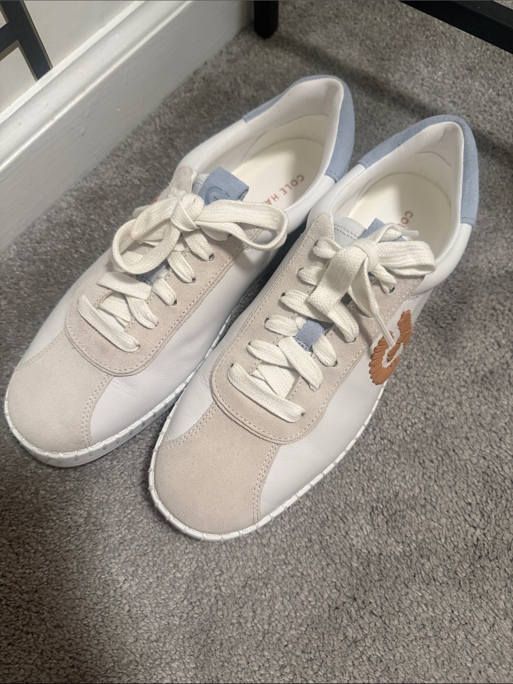 Cole Haan Womens Leather Grandpro Acelia Sneakers. Retail for $150